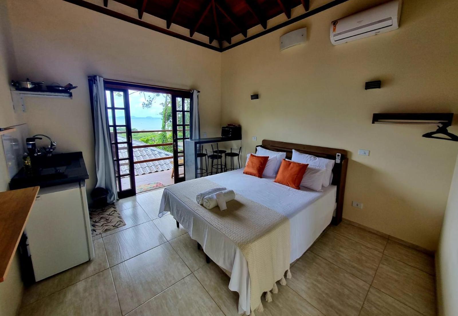 Burung Flats Itamambuca - Hospedagem Com Vista Para O Mar Убатуба Экстерьер фото