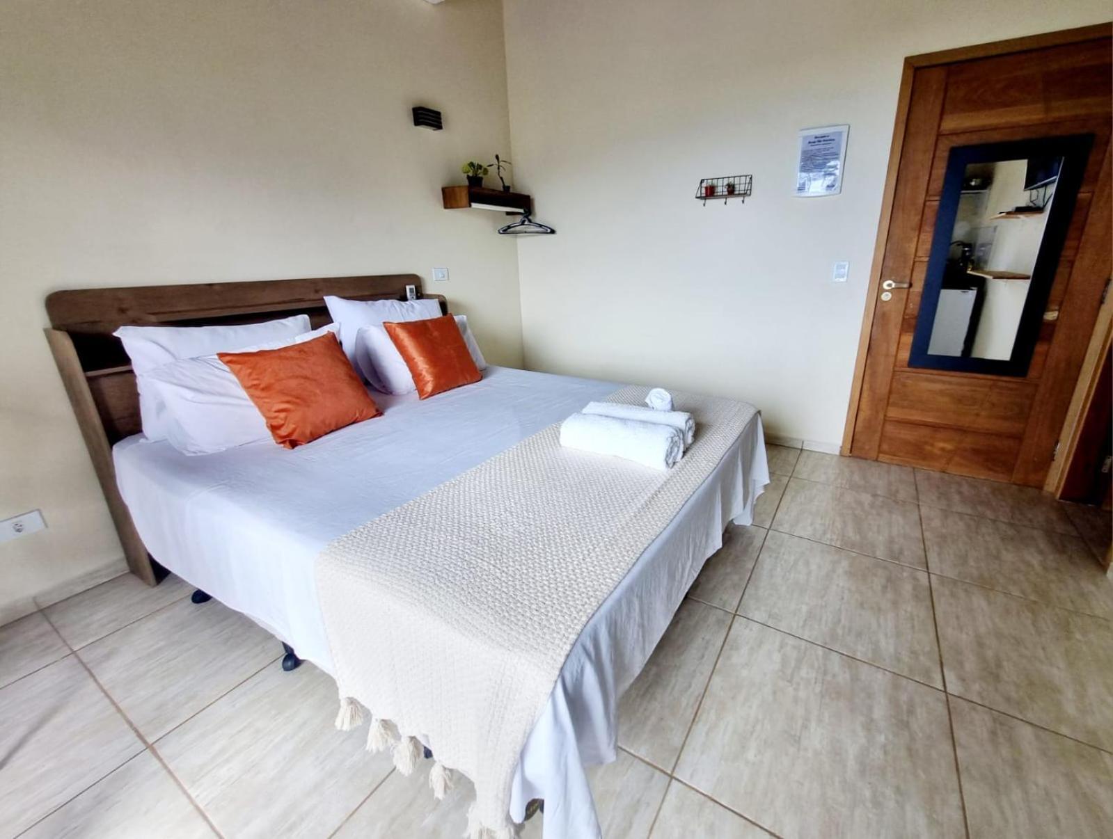 Burung Flats Itamambuca - Hospedagem Com Vista Para O Mar Убатуба Экстерьер фото